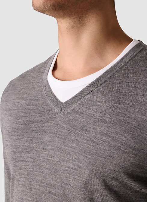 Pullover V-Ausschnitt 1/1 Arm width=