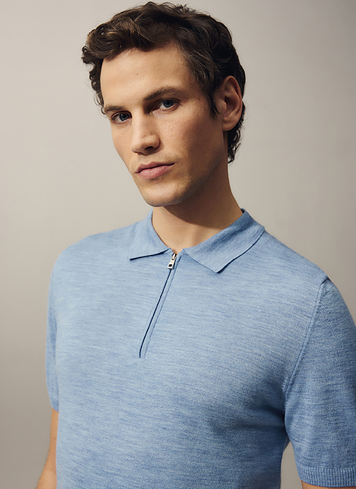 Pullover Polo 1/2 Arm, Whispering Blue Frontansicht