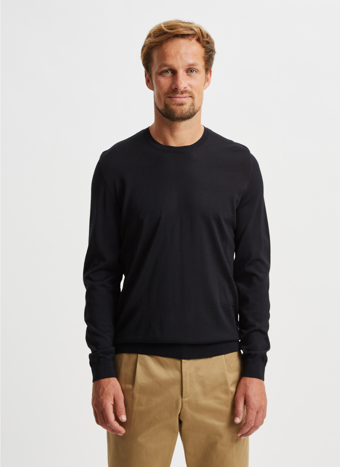 Pullover Rundhals 1/1 Arm, Black Frontansicht