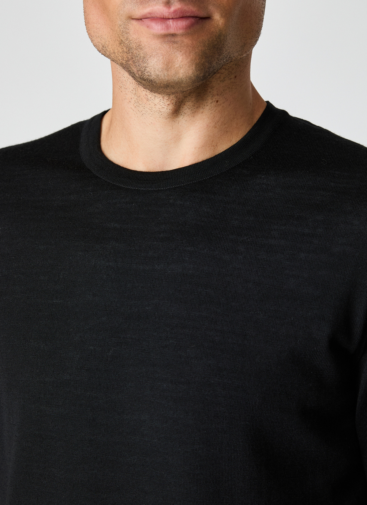Pullover Rundhals 1/1 Arm, Black Detailansicht 2