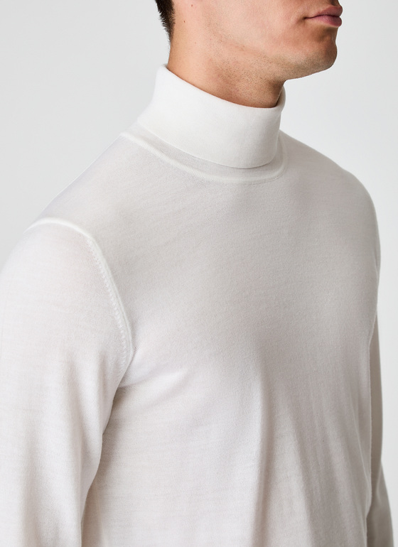 Pullover Rollkragen 1/1 Arm Off White Frontansicht
