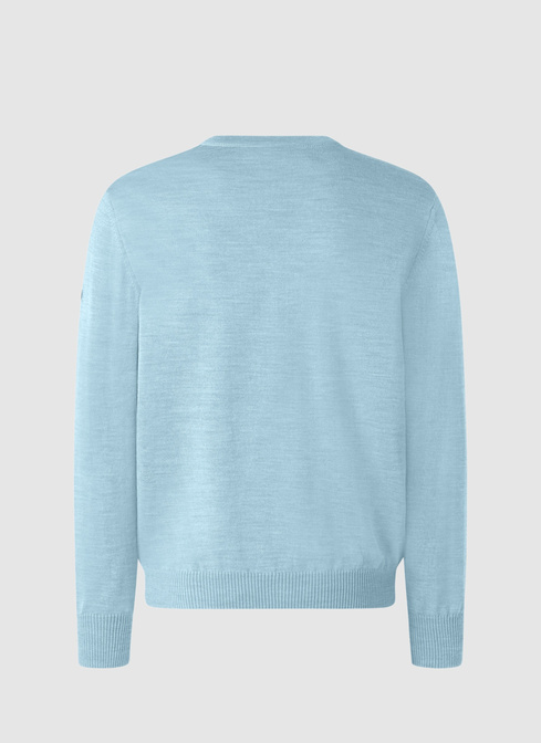 Pullover width=