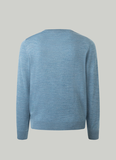 Pullover width=