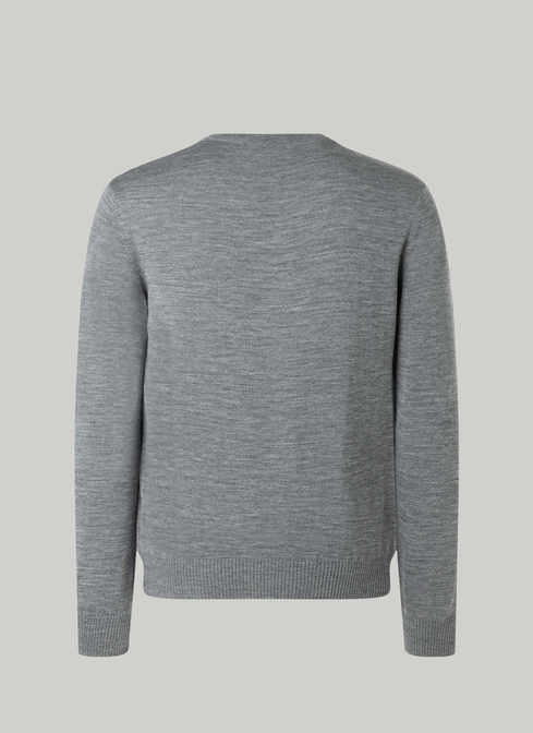 Pullover width=