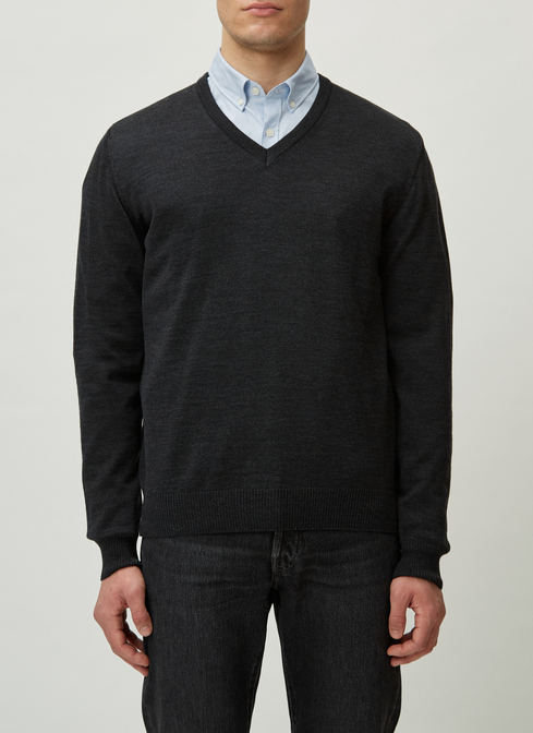Pullover width=