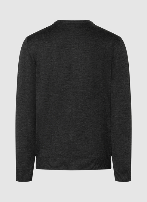 Pullover width=
