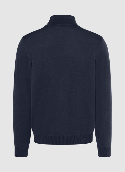 Pullover width=