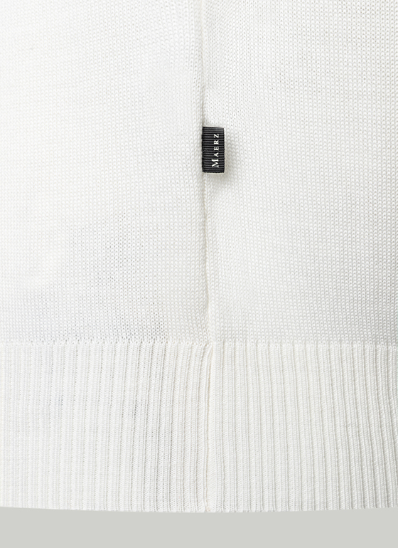 Pullover Off White Frontansicht