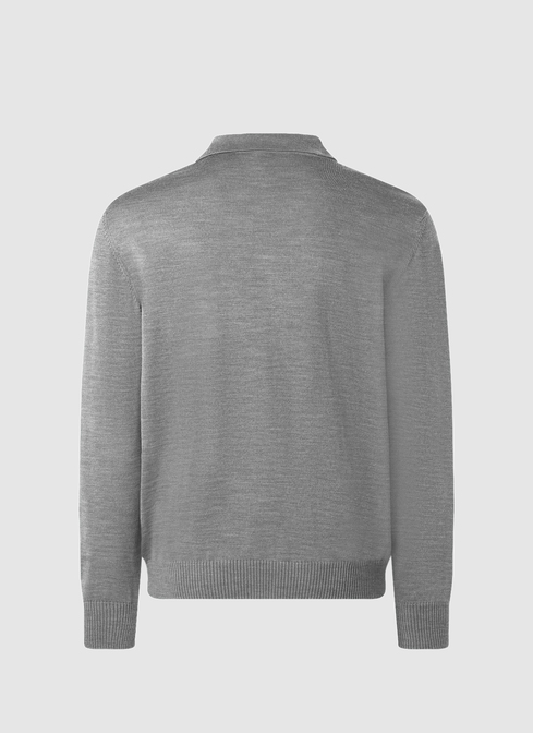 Pullover width=