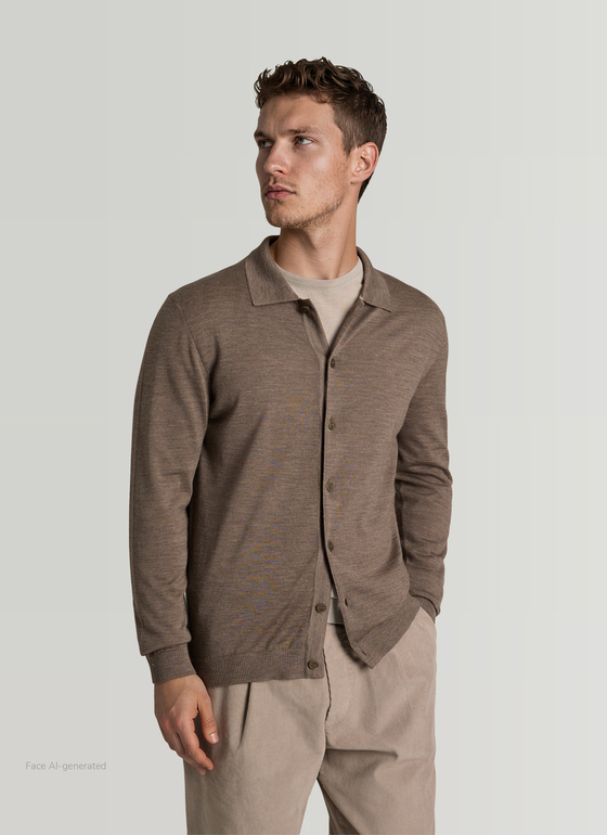 Strickjacke Knopf 1/1 Arm Brownie Frontansicht