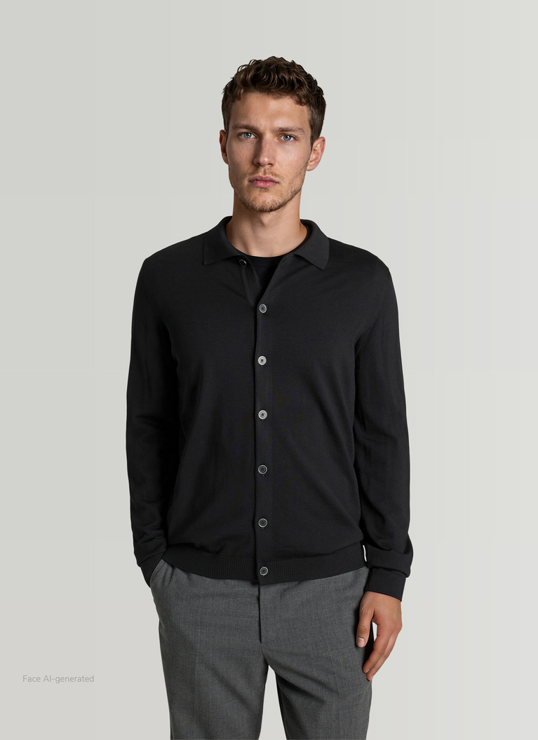 StrickjackeBlack Frontansicht