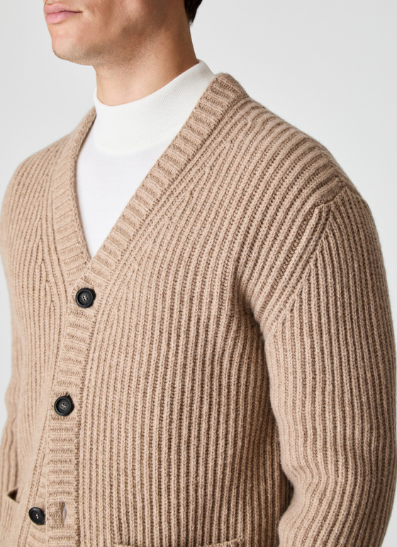 Cardigan  1/1 Arm Hazelnut Frontansicht