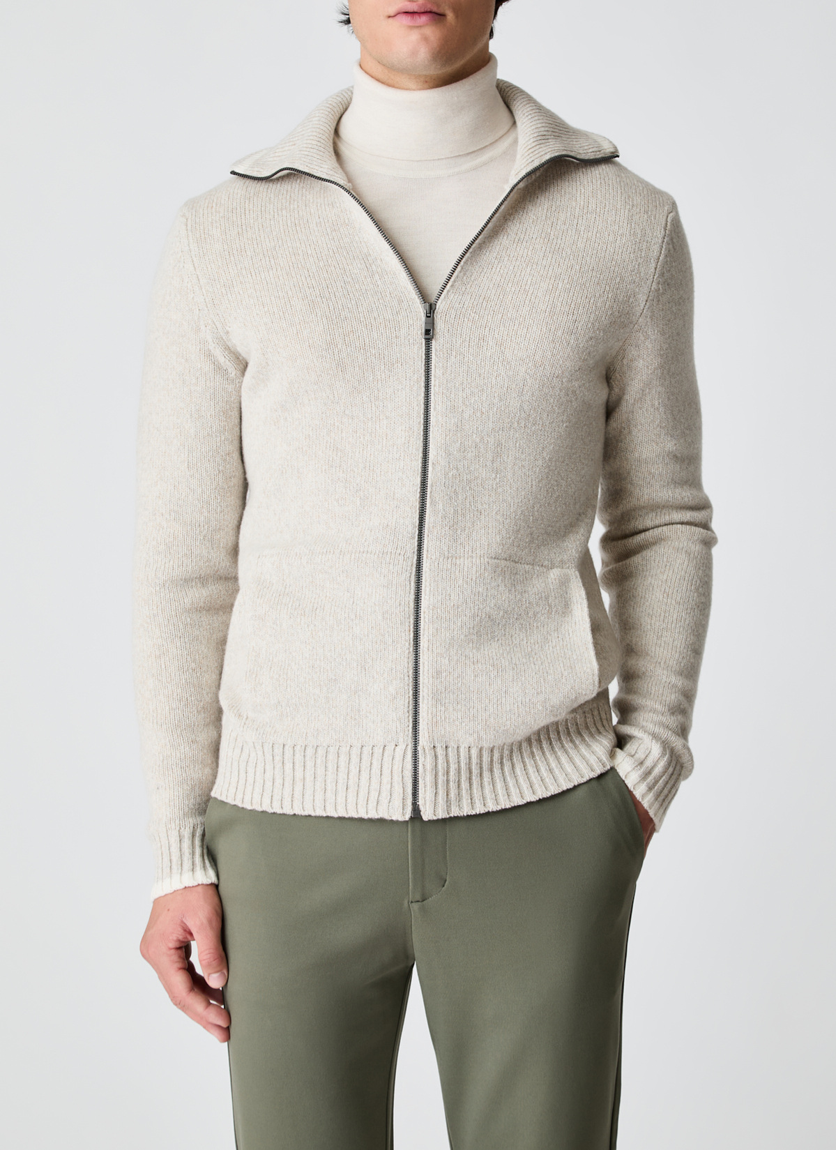 Strickjacke Zip 1/1 Arm, Gravel Path Frontansicht
