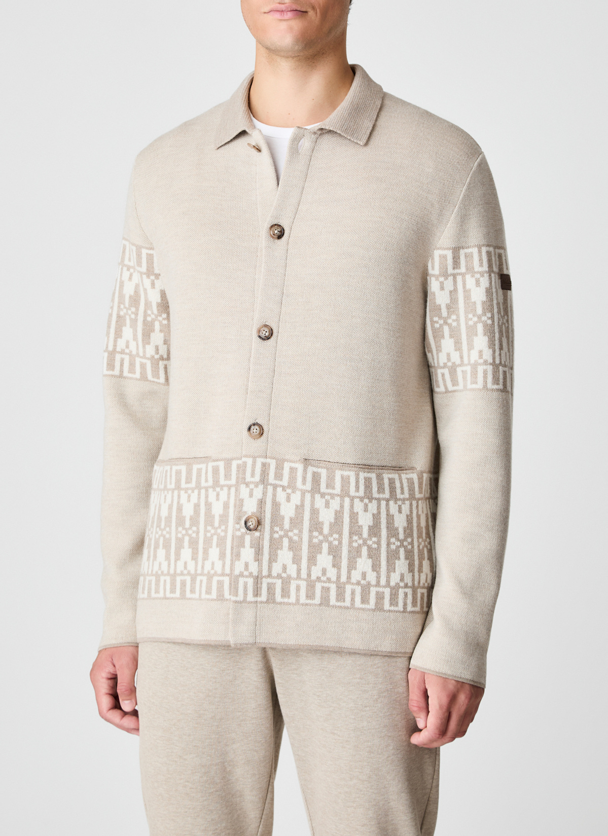 Strickjacke Knopf 1/1 Arm, Iced Latte Frontansicht