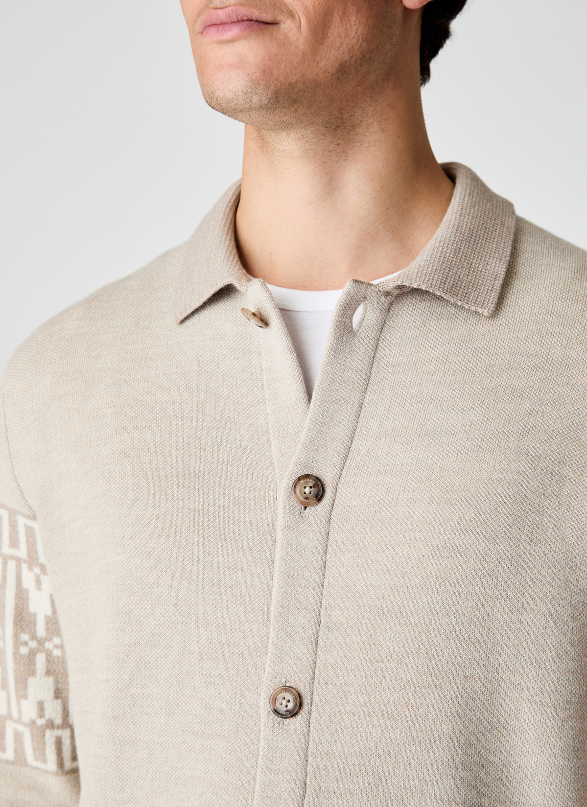 Strickjacke Knopf 1/1 Arm, Iced Latte Detailansicht 2