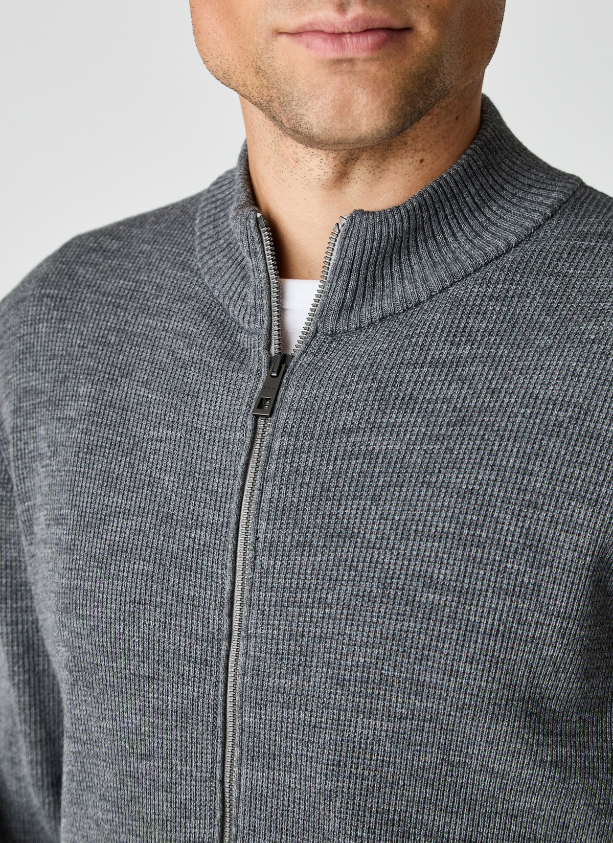 Strickjacke Zip 1/1 Arm, Smoky Grey Detailansicht 2