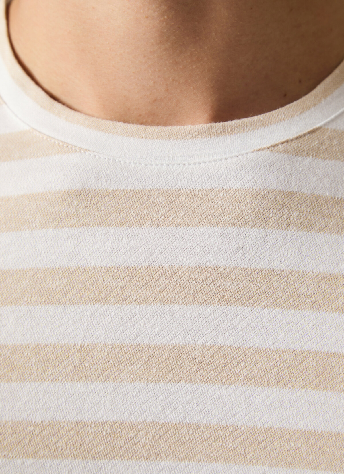 T-Shirt Rundhals 1/2 Arm, Iced Coffee Detailansicht 1