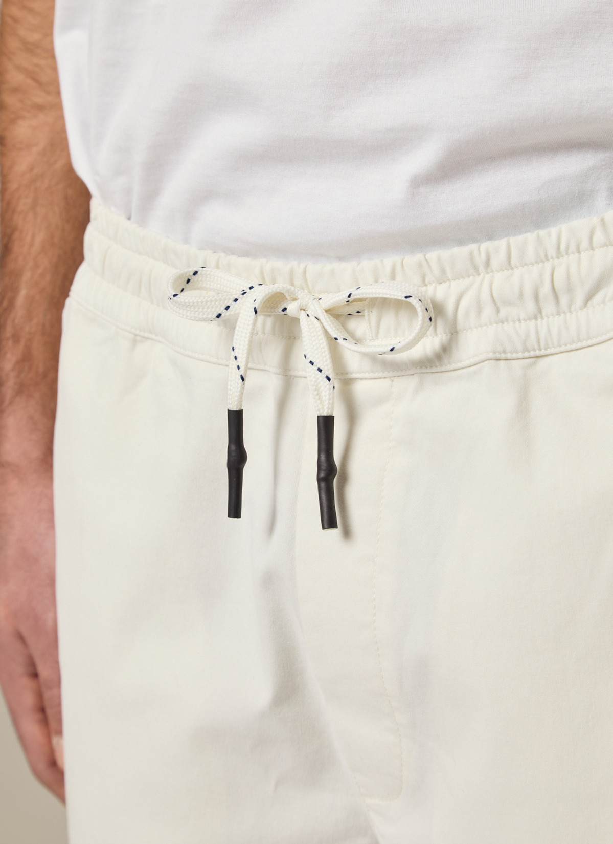 Shorts, Off White Detailansicht 1