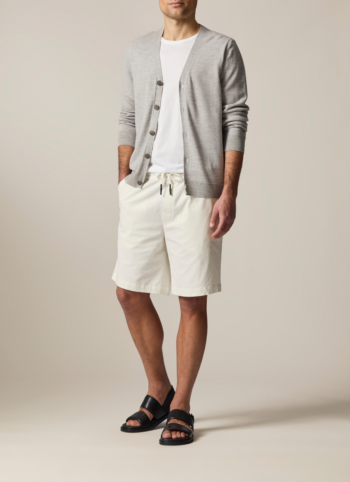 Shorts, Off White Detailansicht 2