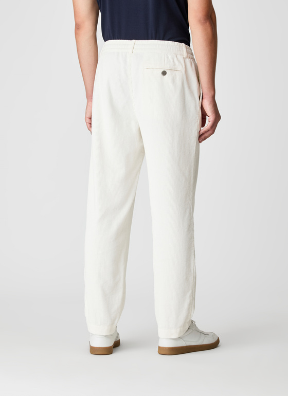 Hose Off White Frontansicht
