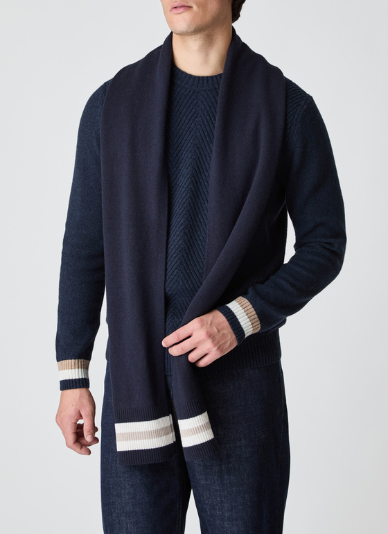 Schal Navy Frontansicht