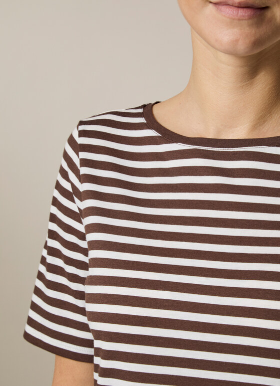 T-Shirt Rundhals 1/2 Arm Dark Chocolate Frontansicht
