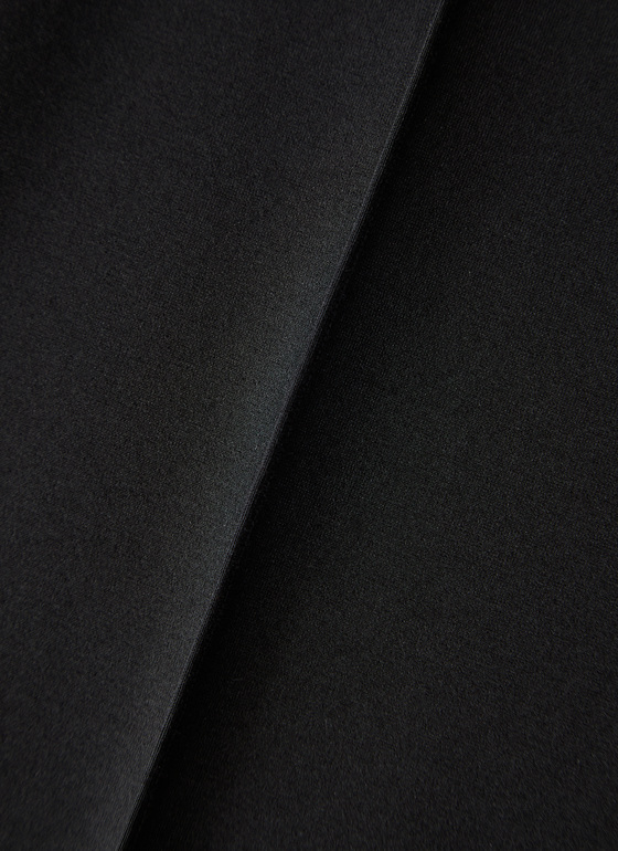 Hose Black Frontansicht