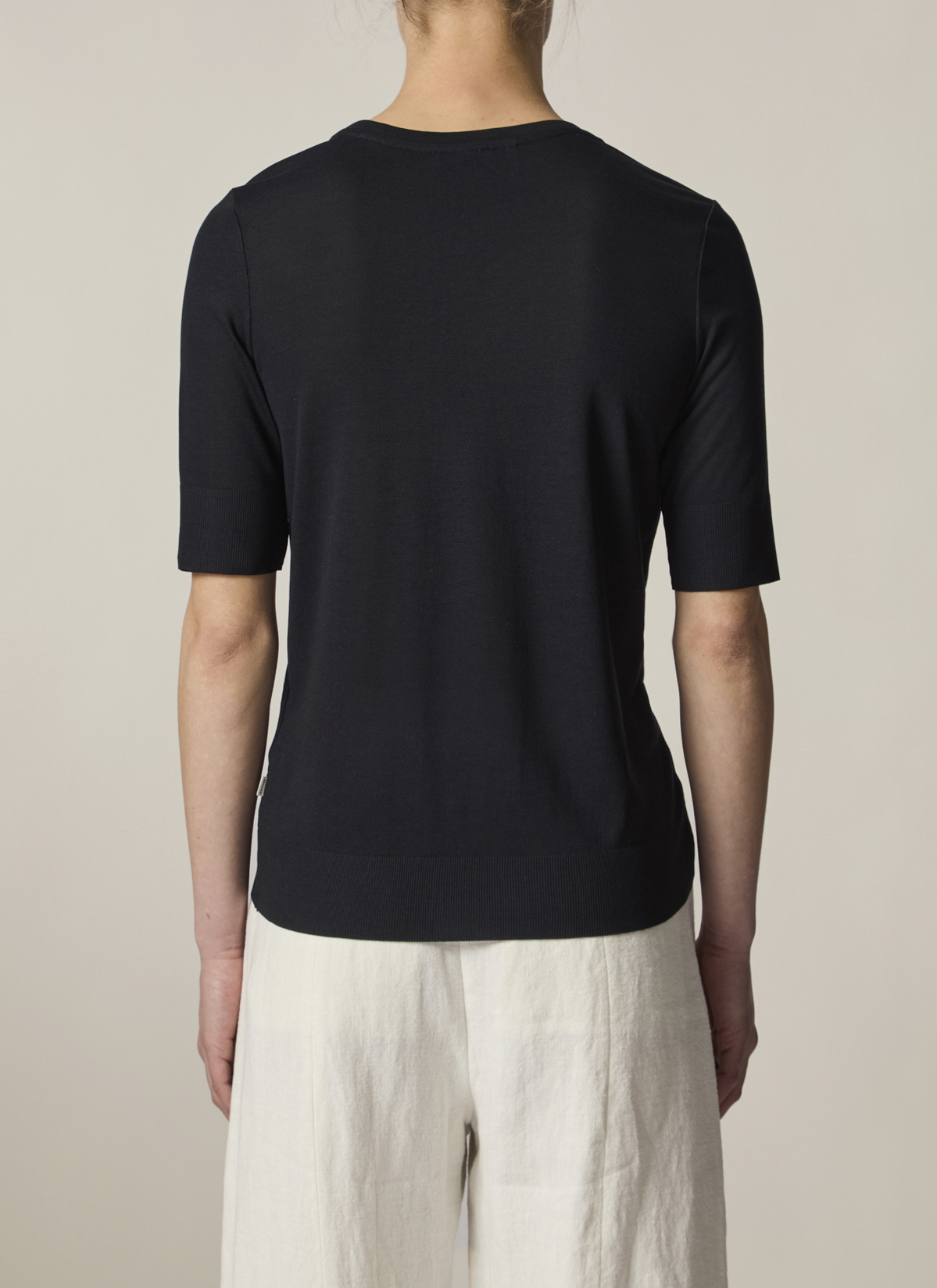 T-Shirt Rundhals 1/2 Arm, Black Rückansicht