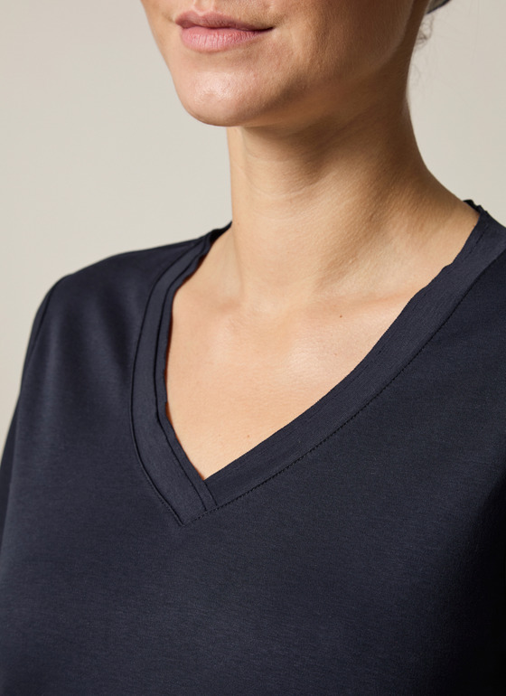 T-Shirt V-Neck 1/2 Arm Navy Frontansicht