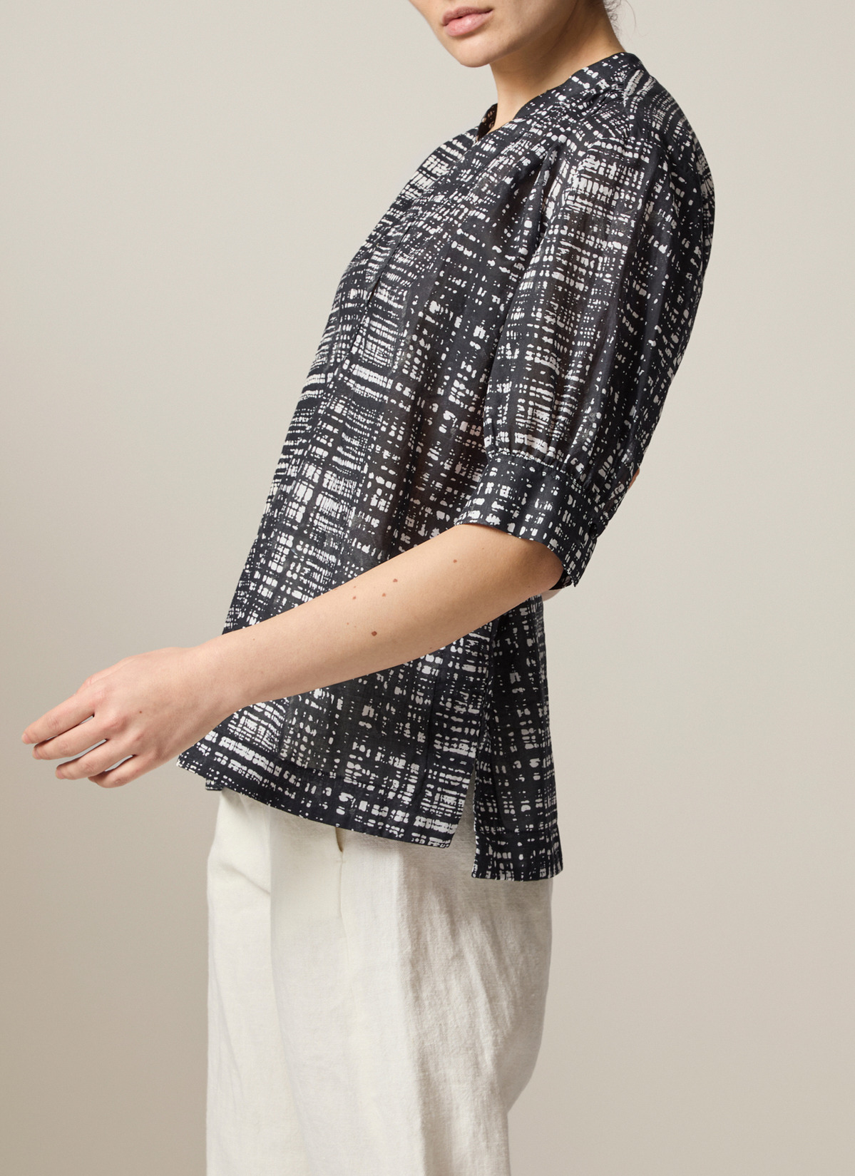 Bluse 1/2 Arm, Black Detailansicht 1