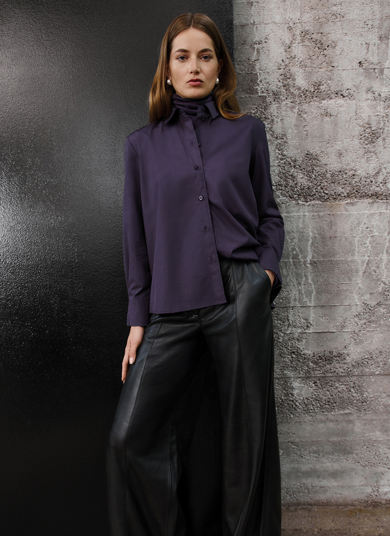 Bluse 1/1 Arm Aubergine Frontansicht