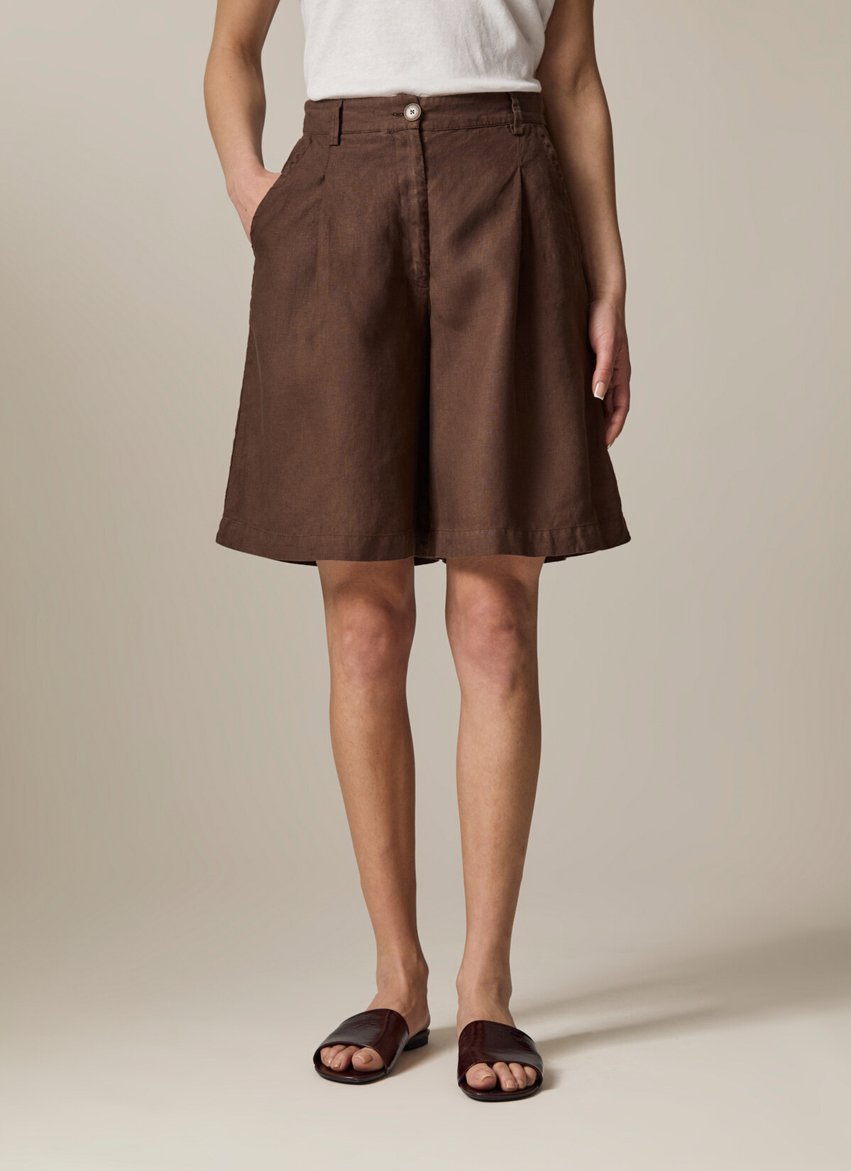 T-Shirt Rundhals, Dark Chocolate Frontansicht