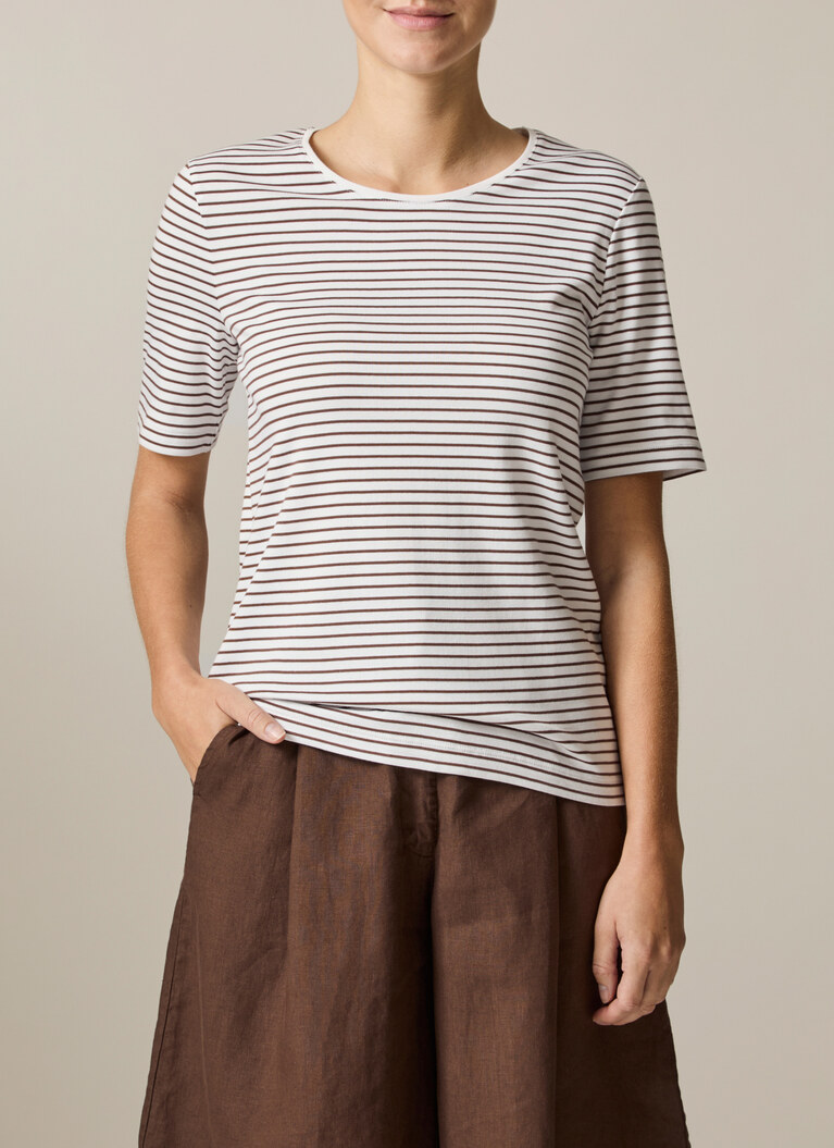 T-Shirt Rundhals 1/2 Arm, Dark Chocolate Frontansicht
