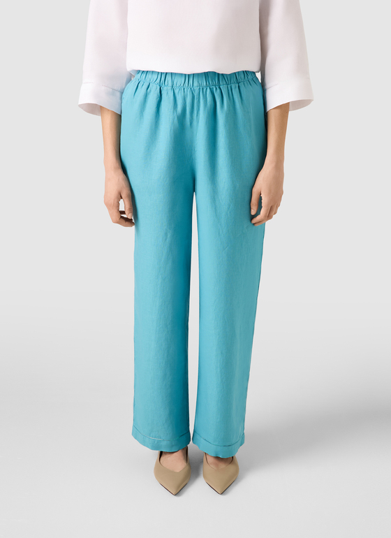 Hose Delphinium Blue Frontansicht