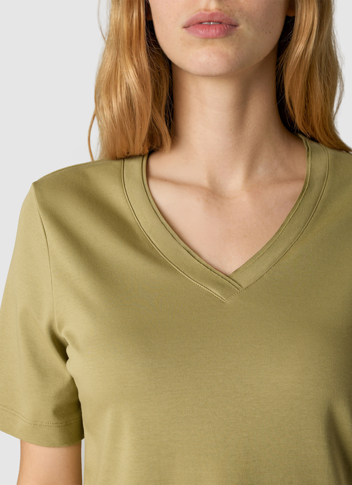 T-Shirt V-Neck 1/2 Arm, Dried Herb Detailansicht 1