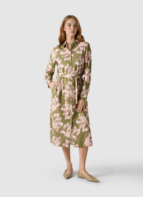 Kleid width=