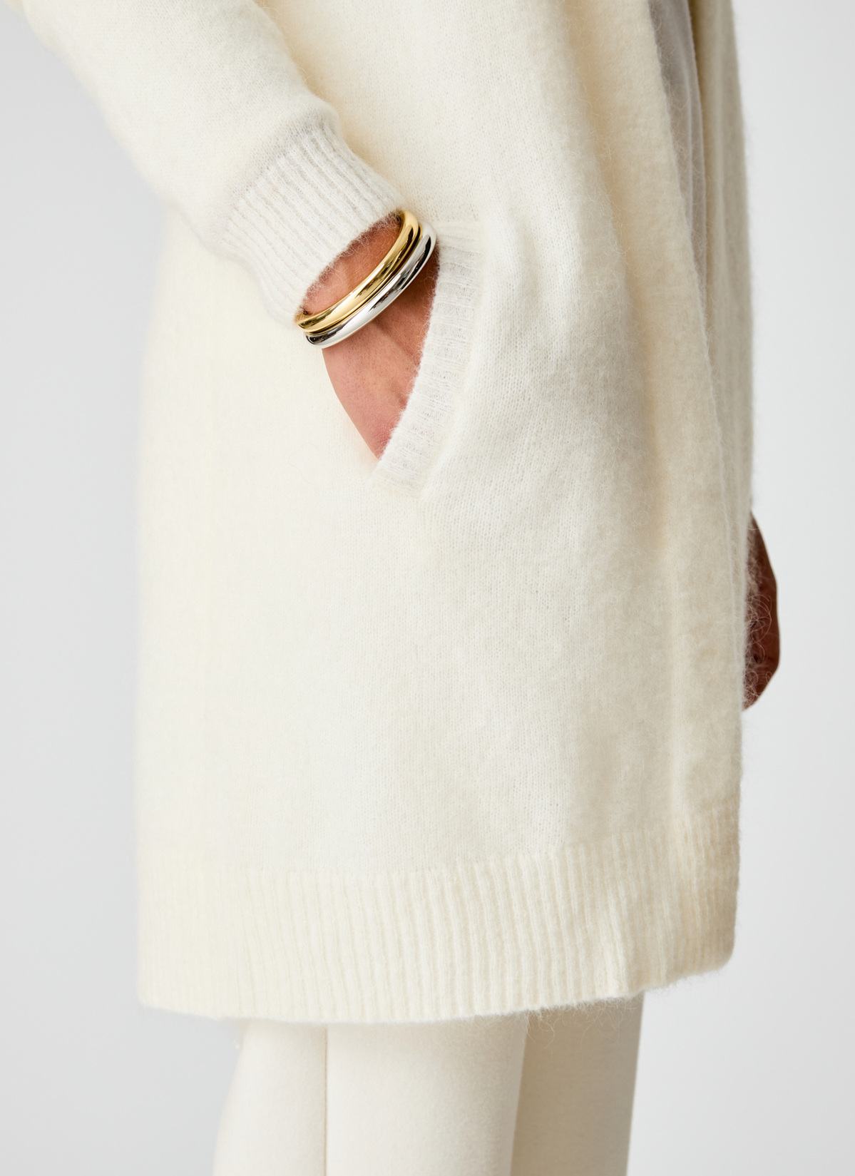 Strickjacke lang, New White Detailansicht 2