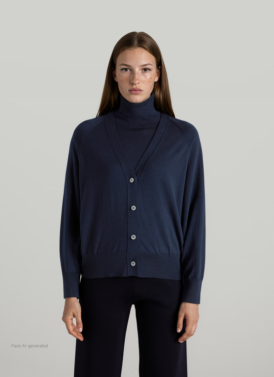 Strick Cardigan 1/1 Arm Dark Denim Frontansicht