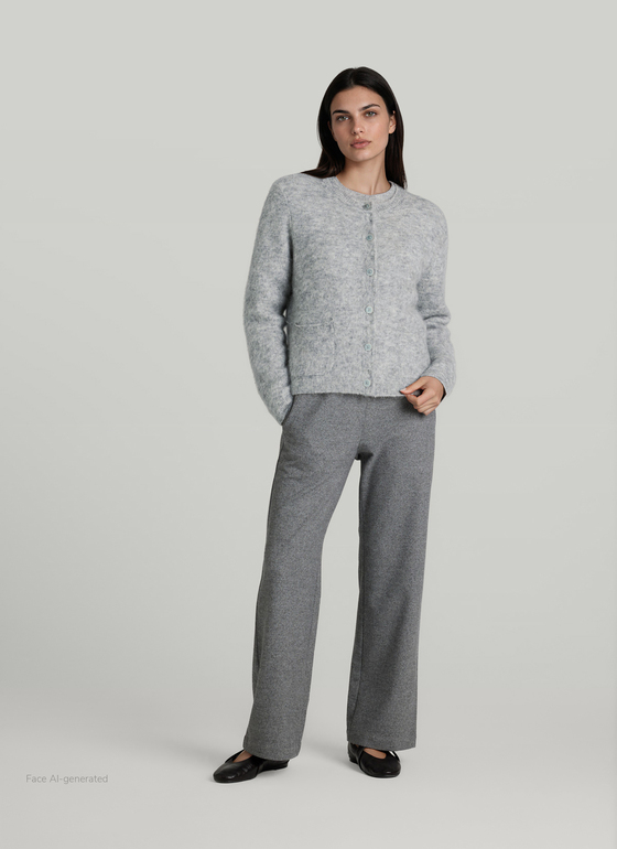 Strickjacke Knopf 1/1 Arm Autumn Mist Frontansicht