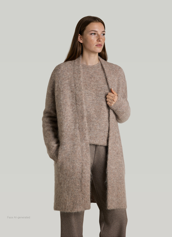 Strickjacke 1/1 Arm Taupe Grey Frontansicht