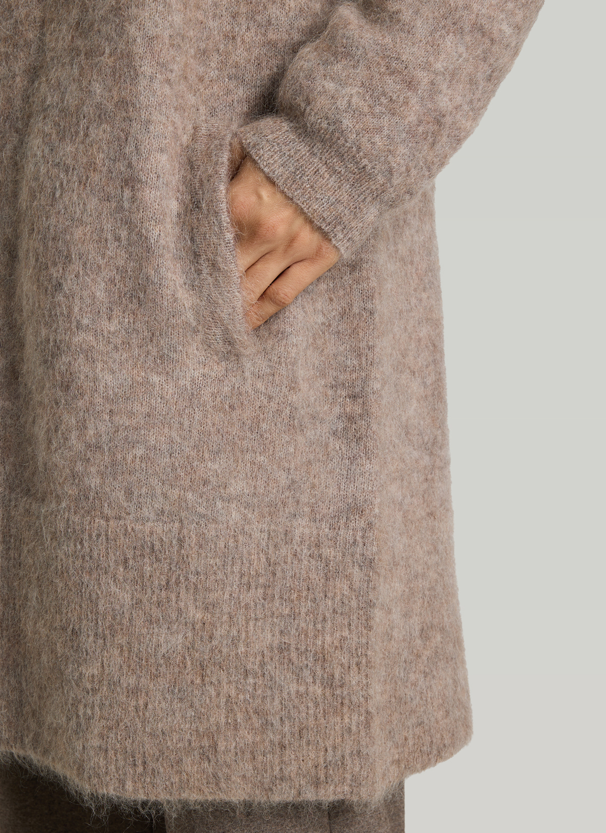 Strickjacke 1/1 Arm, Taupe Grey Detailansicht 1