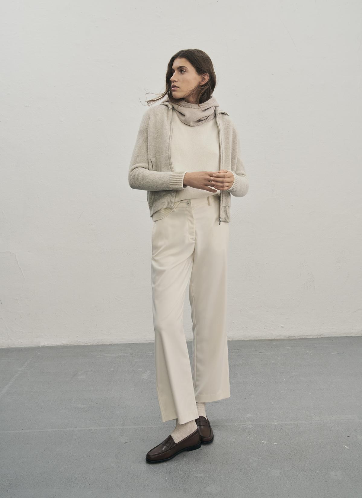 Strickjacke Zip 1/1 Arm, Gravel Path Frontansicht