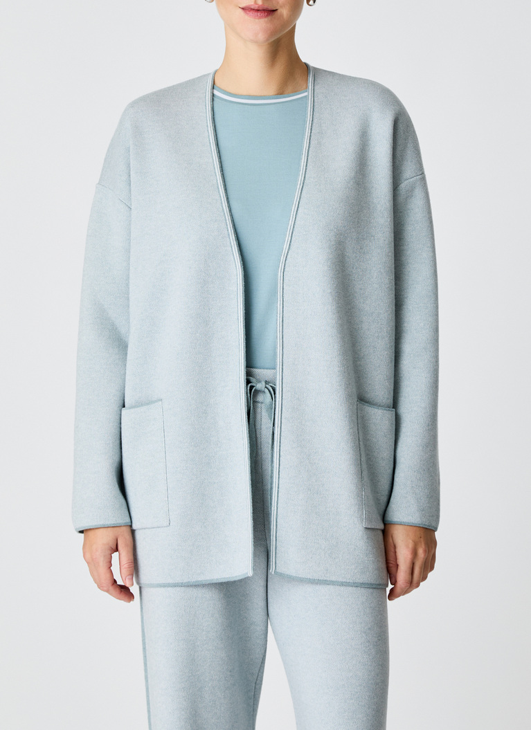 StrickjackeLake Blue Frontansicht