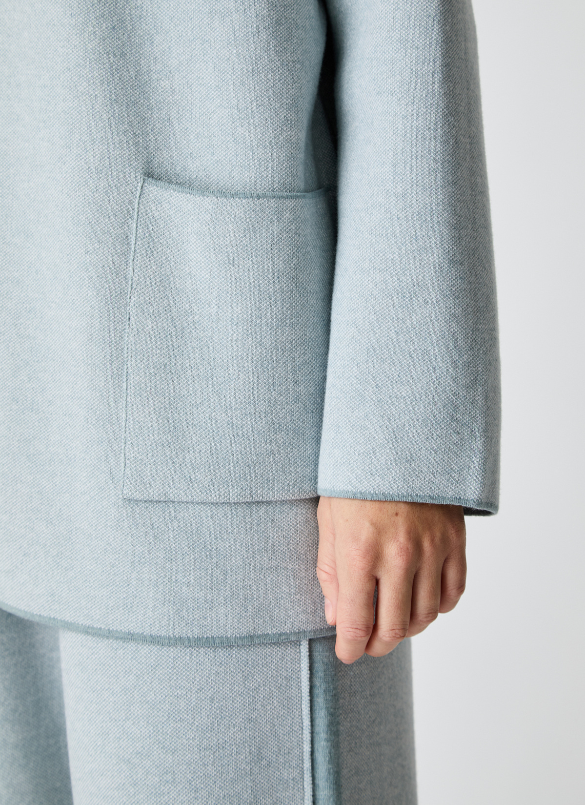 Strickjacke 1/1 Arm, Lake Blue Detailansicht 2