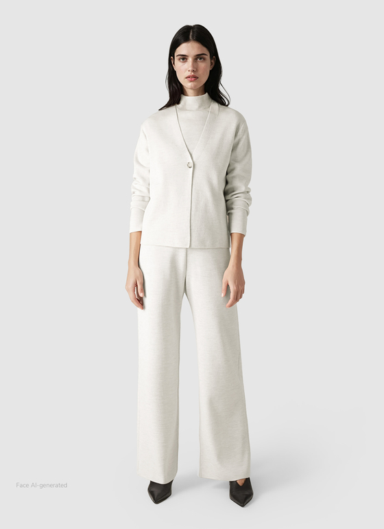 Strick Cardigan 1/1 Arm Off White Frontansicht