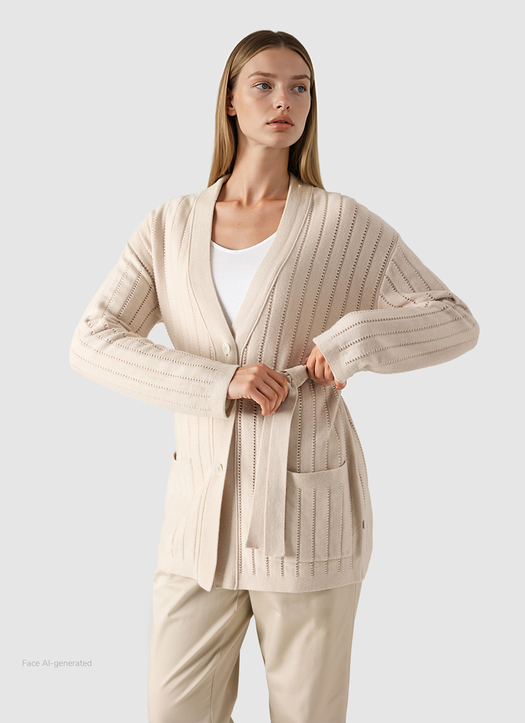 StrickjackeFrench Oak Frontansicht