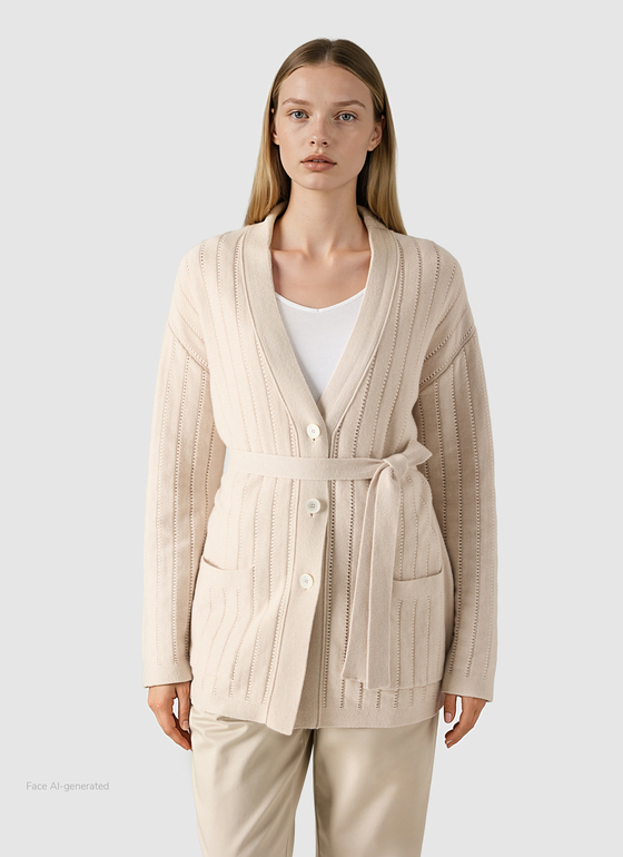 Strick Mantel French Oak Frontansicht