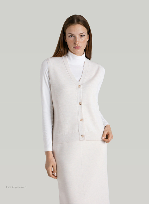 Weste width=