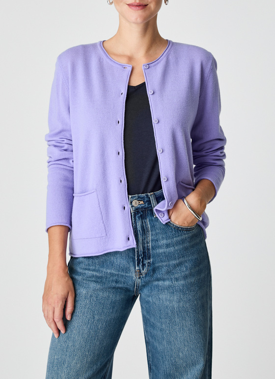 Strickjacke Knopf 1/1 Arm Frosted Lavender Frontansicht
