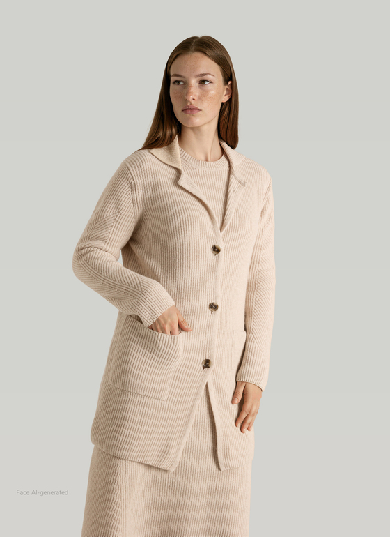 Strickjacke 1/1 Arm Frosted Dune Frontansicht